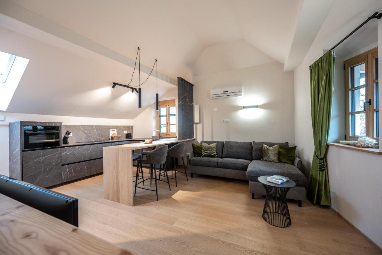 Schmitte Am Sonnenwirtsplatz Eppan In South Tyrol Apartment Appiano Sulla Strada Del Vino Exterior foto