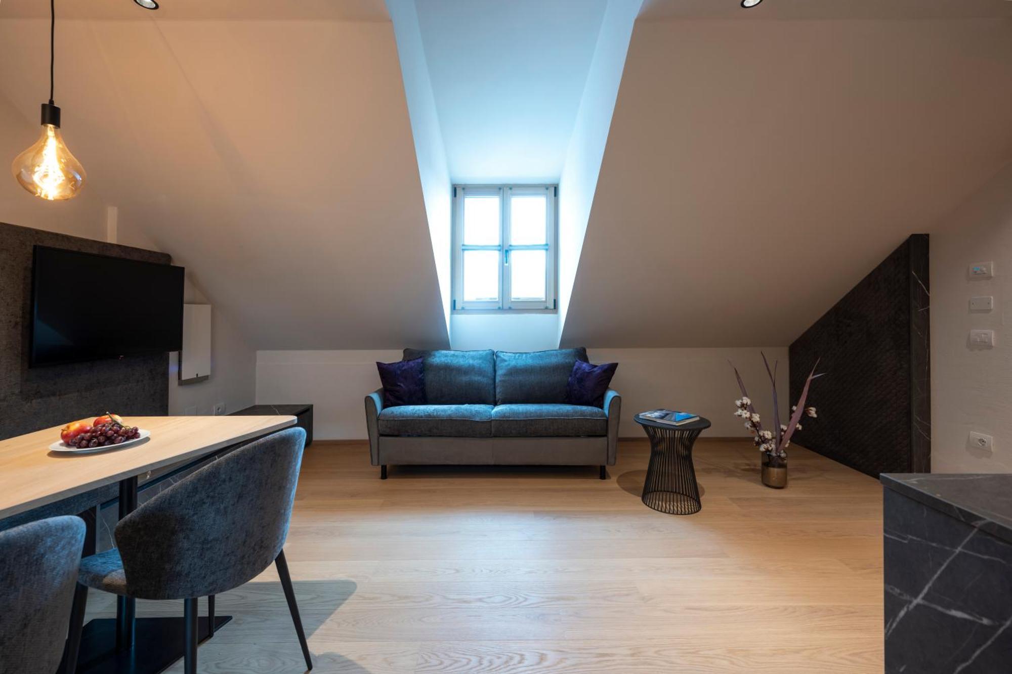 Schmitte Am Sonnenwirtsplatz Eppan In South Tyrol Apartment Appiano Sulla Strada Del Vino Exterior foto